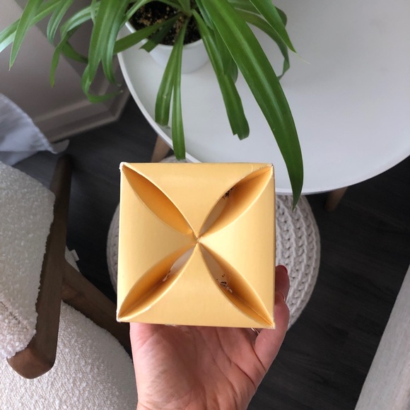 Vintage Christmas Tree Ornament - Picture 6 of 6